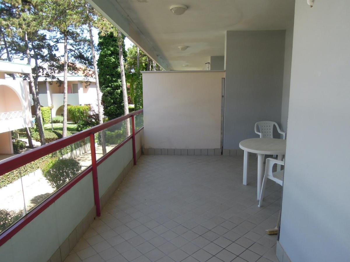 Beautiful Apartment Close To Bibione Beach - Beahost Екстериор снимка