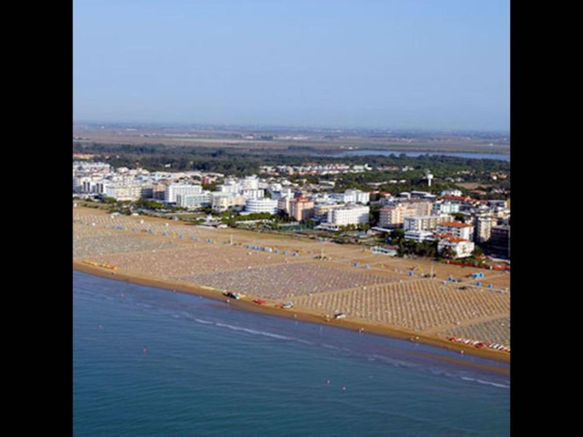 Beautiful Apartment Close To Bibione Beach - Beahost Екстериор снимка