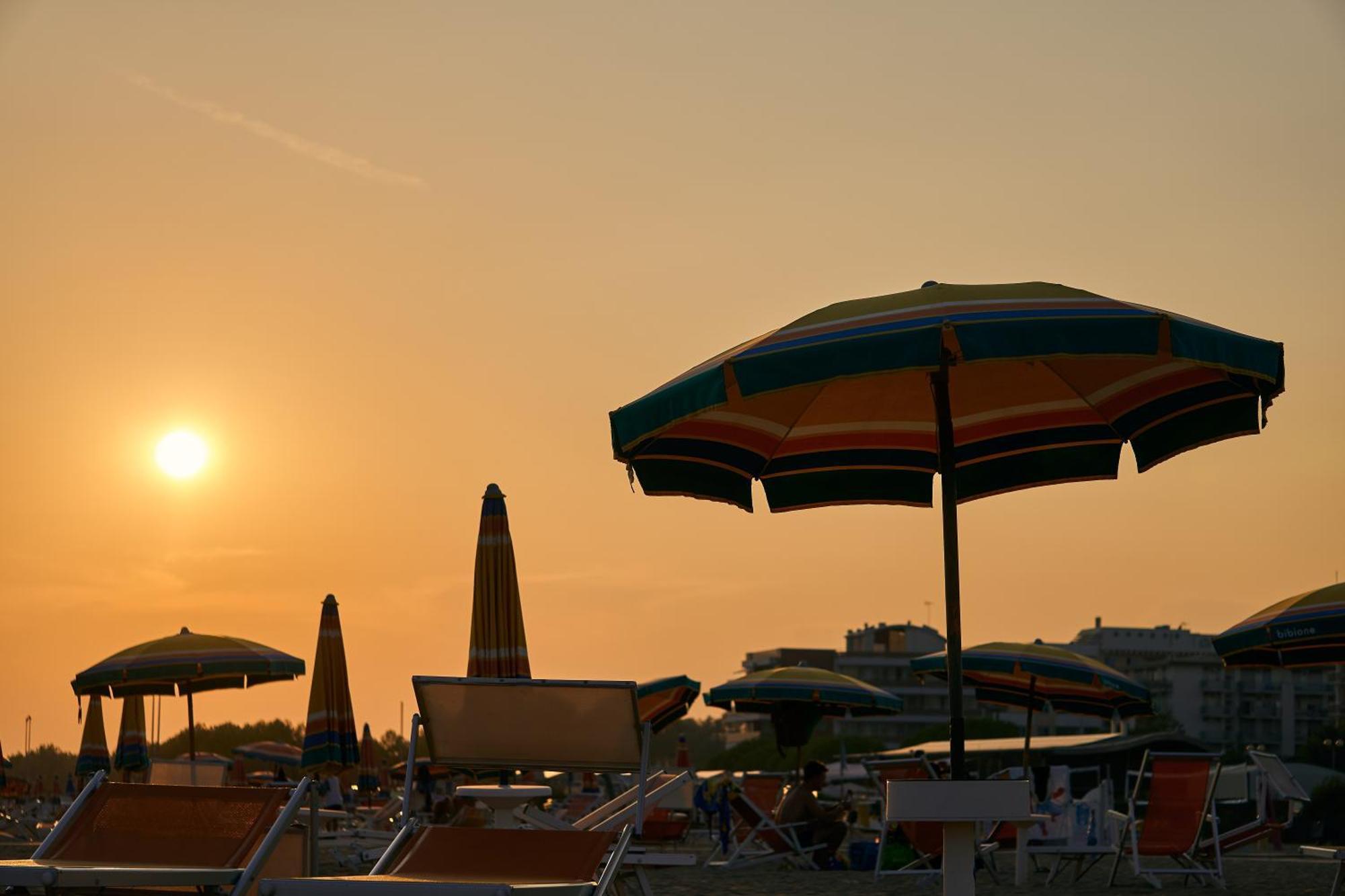 Beautiful Apartment Close To Bibione Beach - Beahost Екстериор снимка